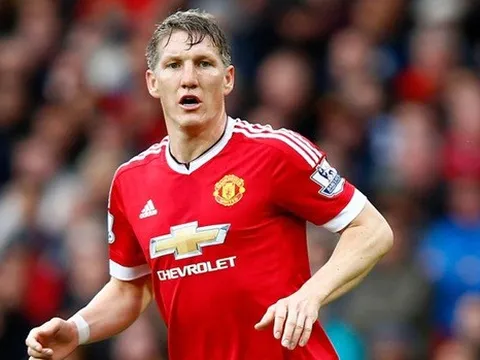 Nóng: Mourinho đổi ý, quyết định "cứu vớt" Schweinsteiger