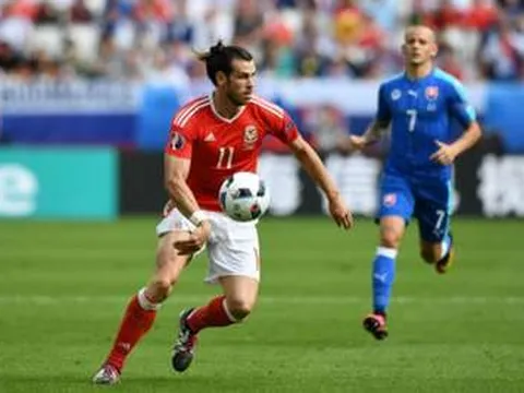 Siêu phẩm của Gareth Bale vs Anh