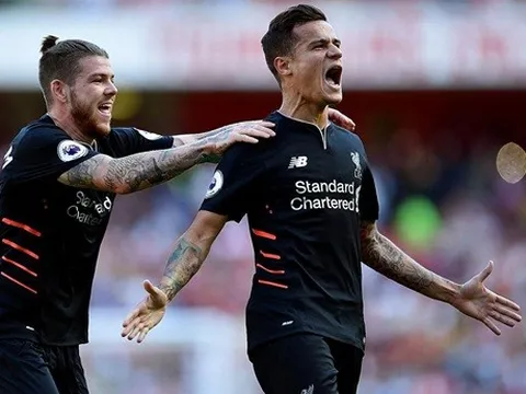 Siêu phẩm đá phạt của Philippe Coutinho vào lưới Arsenal
