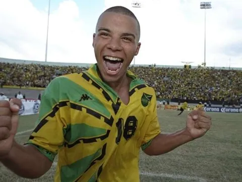 Số phận 8 tiền đạo từng được mệnh danh là 'Ronaldo mới'