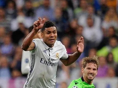 Casemiro chấn thương nặng, Real tan hoang hàng thủ
