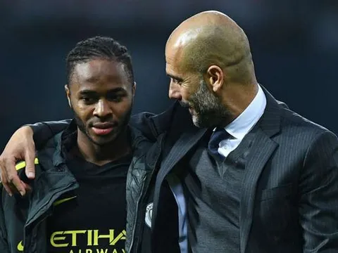Sterling nịnh Guardiola, 'nói xấu' thầy cũ
