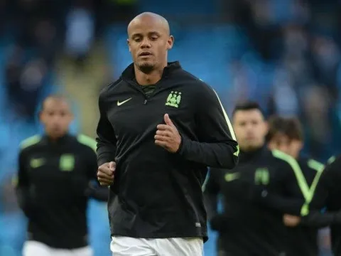 Stones đòi thay Kompany làm thủ quân Man City