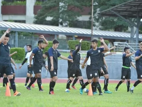 Thái Lan chê bai sân tập chuẩn bị cho AFF Cup