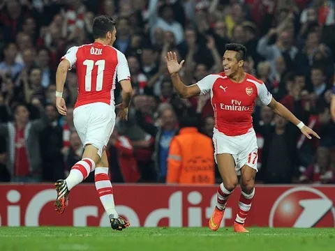 ‘Thảm họa cho Arsenal nếu mất Oezil và Sanchez’