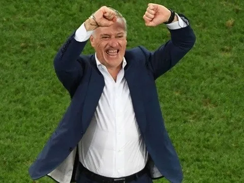 Thất bại tại EURO, Deschamps vẫn quyết không từ chức