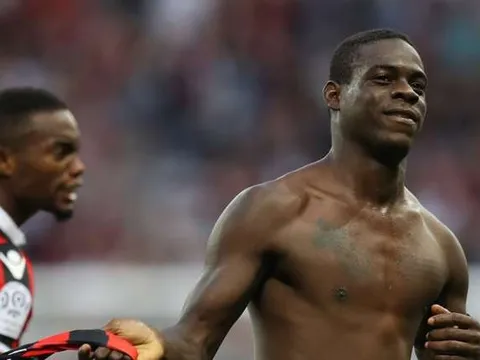 Thầy cũ khuyên Balotelli bớt "ngu ngốc"