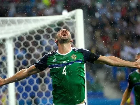 Bắc Ireland xuất sắc đánh bại Ukraine bằng thế trận hợp lý