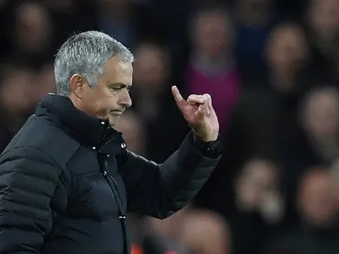 Thống kê: M.U gặp 'ác mộng' Chelsea, Mourinho run rẩy?