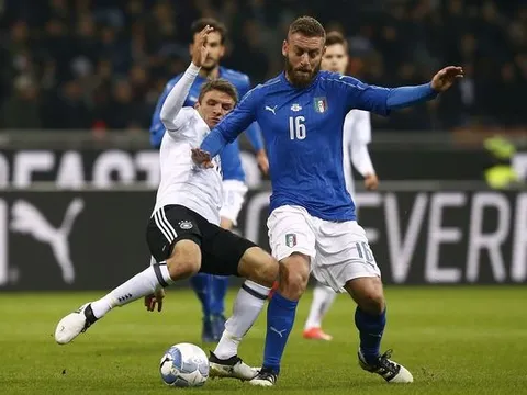 Thử nghiệm đội hình, Italia hòa nhạt nhẽo với Đức