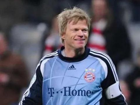Thủ thành huyền thoại Oliver Kahn