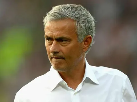 Jose Mourinho hết dám khinh rẻ Europa League
