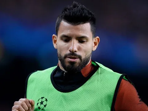 Tổng hợp chuyển nhượng ngày 23/10: Arsenal và Man United đang tranh mua tiền vệ Man City, Aguero được Real săn đón