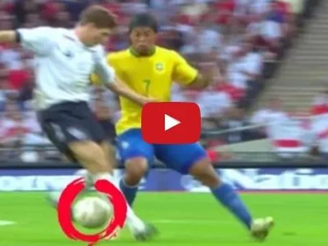 Top 50 kĩ năng đi bóng cực đỉnh của Ronaldinho