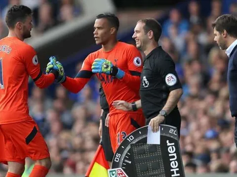 Tottenham tổn thất lớn ngày ra quân