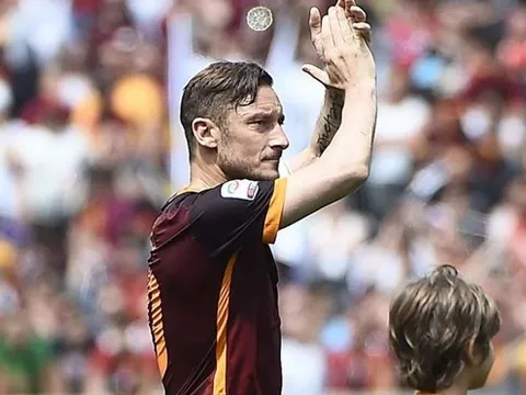 Totti và những danh thủ chơi bóng ở độ tuổi ngoài 40