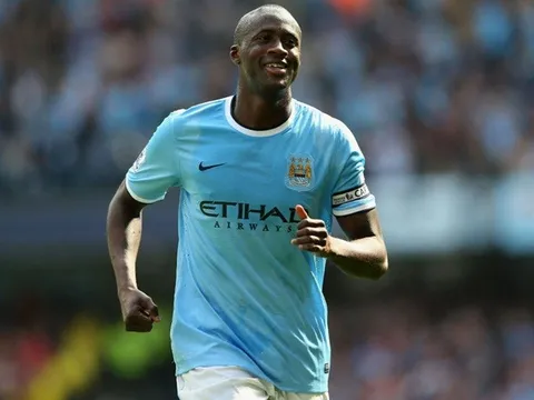 Được Pep khen, Yaya Toure sáng cửa ở lại Man City