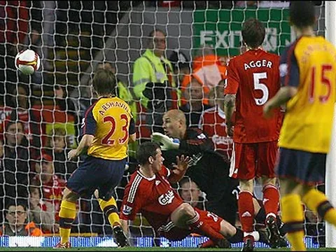 Trận cầu kinh điển, Liverpool 4-4 Arsenal