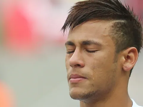 Trận đấu khiến Neymar bật khóc ở Santos