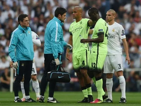 Trụ cột trở lại, Man City "hổ mọc thêm cánh"