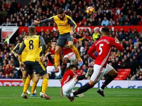 TRỰC TIẾP Man Utd 1-1 Arsenal: Giroud cứu nguy cho Pháo thủ (KT)