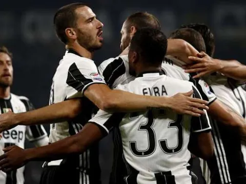 Trung vệ lập cú đúp, Juventus thắng hủy diệt Sampdoria