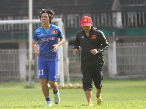 CHÍNH THỨC: Tuấn Anh, Quang Huy chia tay AFF Cup 2016