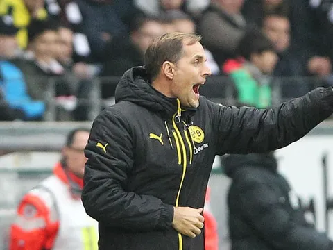 Tuchel chỉ trích học trò thiếu khát khao sau trận thua Frankfurt