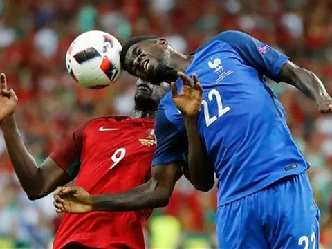 Barca mua Samuel Umtiti cho tương lai
