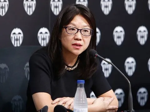 Valencia từ chối bán đội trưởng cho Barca