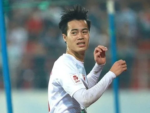 Vì sao vậy, Văn Toàn?
