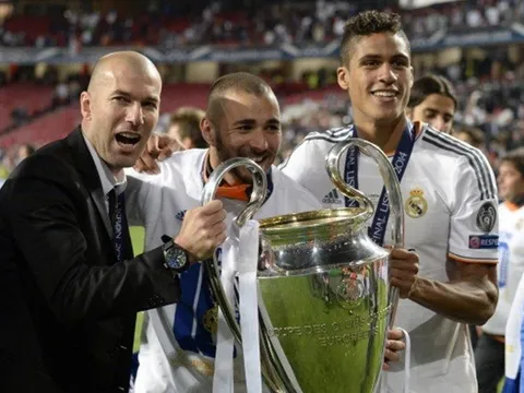 Varane 'phũ phàng' từ chối Mourinho