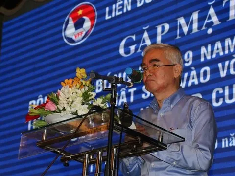 "Ai nói U19 Việt Nam đá U20 World Cup chắc là... tâm thần"