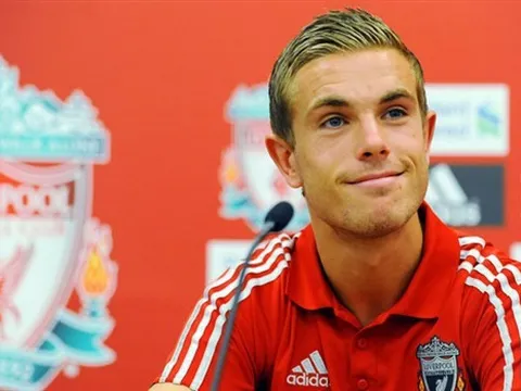Vì chiêu mộ Henderson, sếp cũ Liverpool phải rời Anfield
