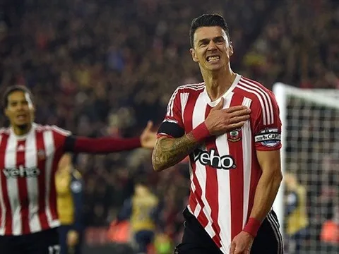 Vì sao M.U mê mệt Jose Fonte?