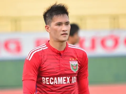 B.Bình Dương chia tay một loạt ngôi sao