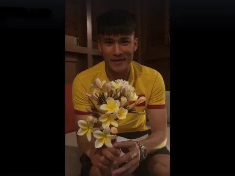 Từ Myanmar, Công Vinh khiến Thủy Tiên vỡ òa
