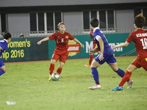 HLV Mai Đức Chung và Minh Nguyệt không sợ Thái Lan ở Chung kết AFF Cup nữ 2016