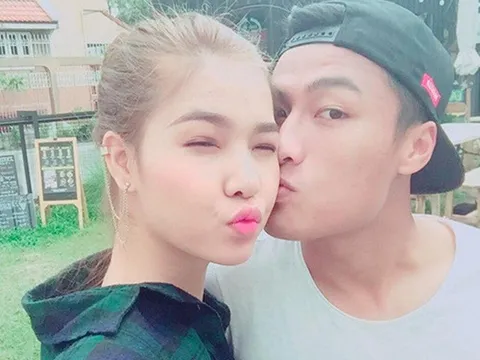 Vợ chồng Mạc Hồng Quân – Kỳ Hân liên tục “thả đường” bằng ảnh tình tứ