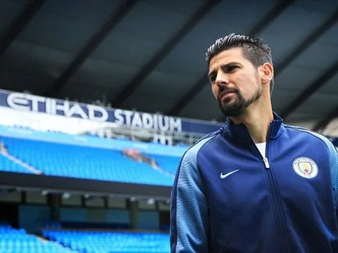 Với Nolito và Gundogan, đội hình Man City vận hành ra sao?
