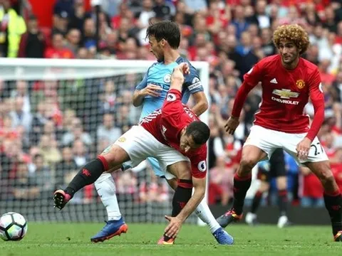 Vòng 4 Premier League: Manchester is blue; Chelsea không thể đắc lợi