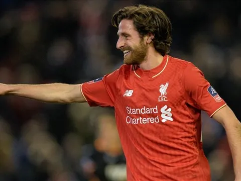 Rời Liverpool, 'Xavi xứ Wales' CHÍNH THỨC có bến đỗ mới