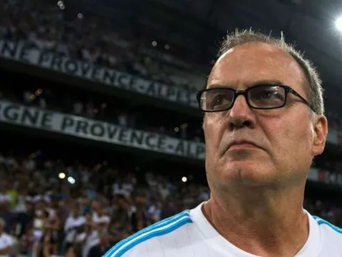 'Gã điên' Marcelo Bielsa chính thức tái xuất ở Serie A
