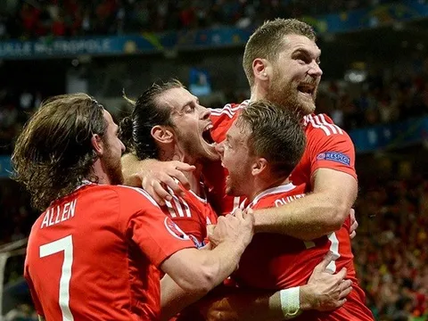 Xứ Wales viết cổ tích, nhà cái lo “thảm họa” Leicester City thứ 2