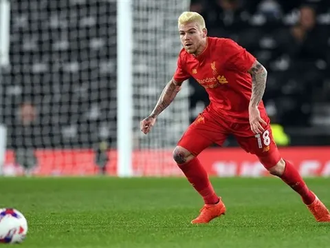 Được Klopp khen ngợi, Moreno rộng đường 'sống' tại Liverpool