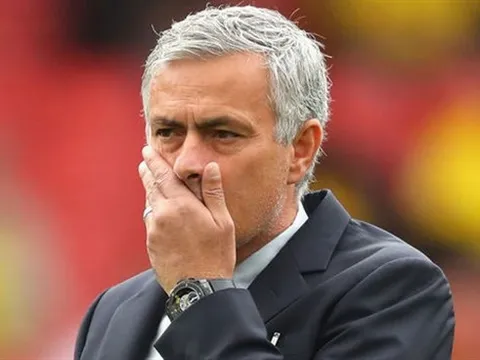 Sốc: Mourinho từng tuyệt vọng khi không được tới Liverpool