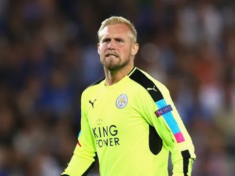 Trước thềm đại chiến Man Utd, Leicester nhận tin dữ từ Schmeichel