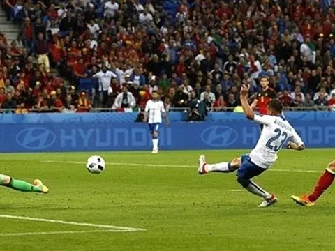 Góc Italia: Đó mới là điều bóng đá cần