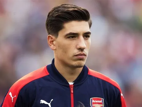 Barcelona quyết cướp bằng được Bellerin  trong tháng Giêng