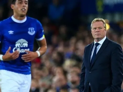 Everton thành công là vì cầu thủ không dược sử dụng điện thoại